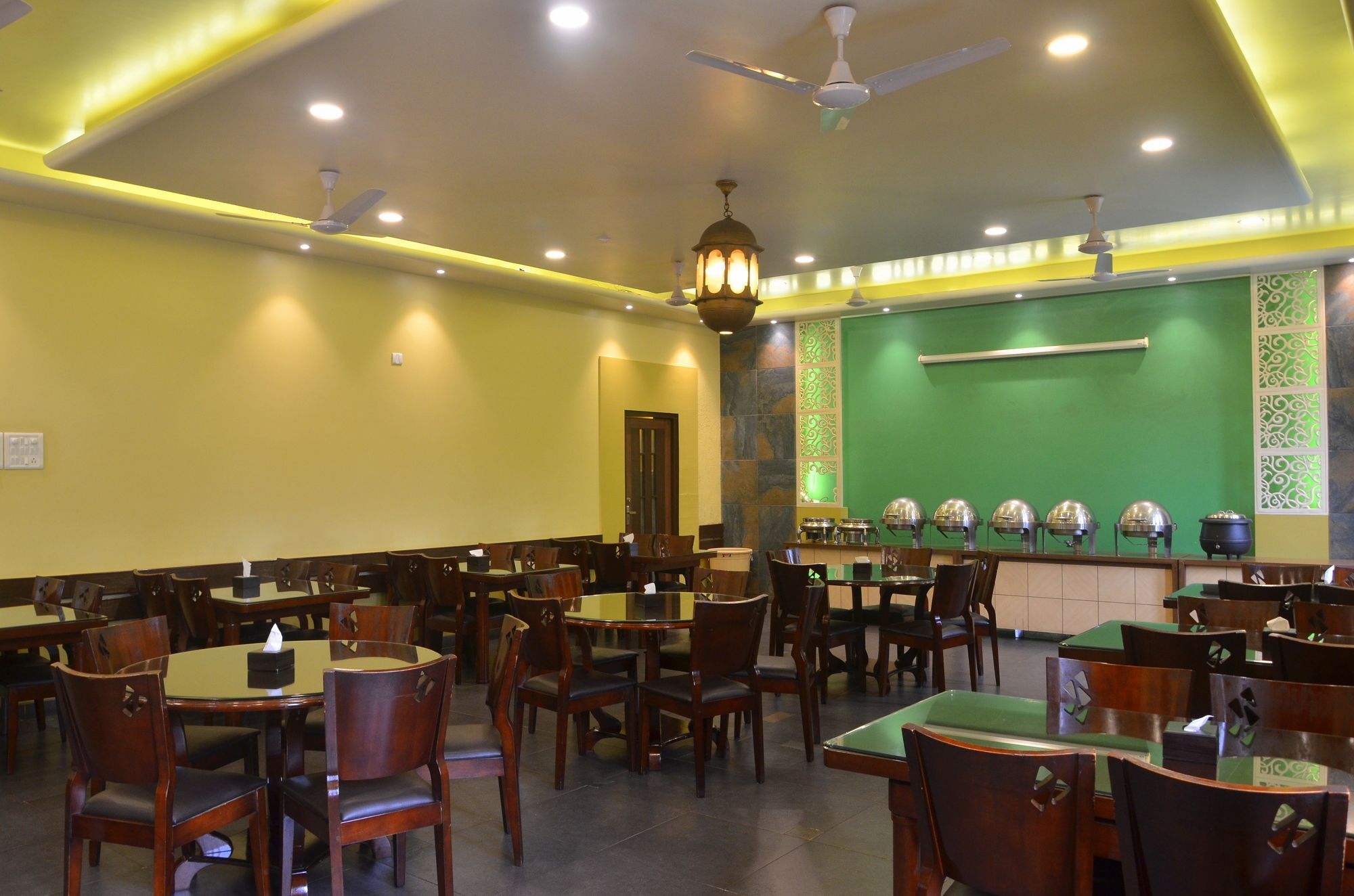 Zaras Resort Lonavala Luaran gambar